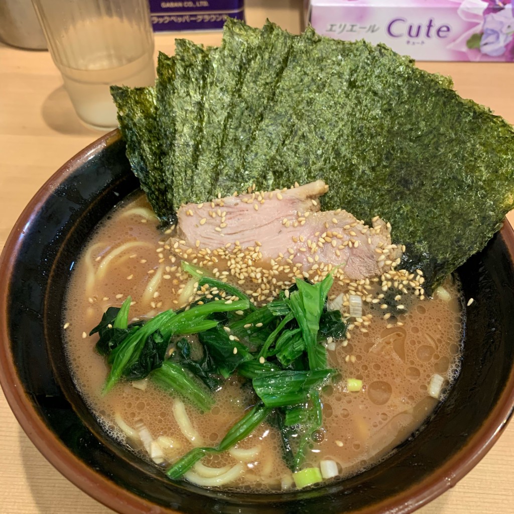 ユーザーが投稿した醤油ラーメン海苔ましの写真 - 実際訪問したユーザーが直接撮影して投稿した南砂ラーメン専門店武道家 賢斗の写真