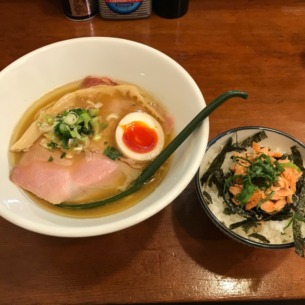 寄り道最高さんが投稿した本町ラーメン / つけ麺のお店麺屋 はなぶさ/メンヤ ハナブサの写真