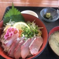 実際訪問したユーザーが直接撮影して投稿した山川金生町魚介 / 海鮮料理市場食堂 鶴の港の写真