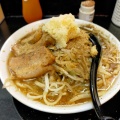 実際訪問したユーザーが直接撮影して投稿した北長狭通ラーメン / つけ麺自家製太麺 ドカ盛 マッチョ 三ノ宮店の写真