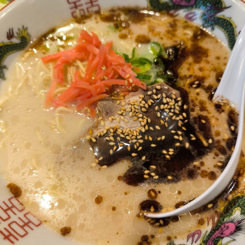 ユーザーが投稿したとんこつラーメンの写真 - 実際訪問したユーザーが直接撮影して投稿した丸の内居酒屋博多劇場 丸の内店の写真