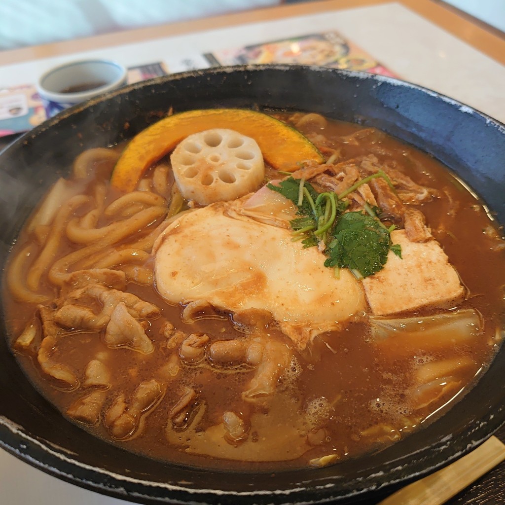 ユーザーが投稿したランチ 華屋味噌煮うどんの写真 - 実際訪問したユーザーが直接撮影して投稿した高井戸東ファミリーレストラン華屋与兵衛 杉並高井戸東店の写真