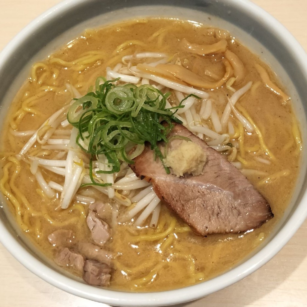 満腹六郎さんが投稿した住吉ラーメン専門店のお店イオリ/IORIの写真