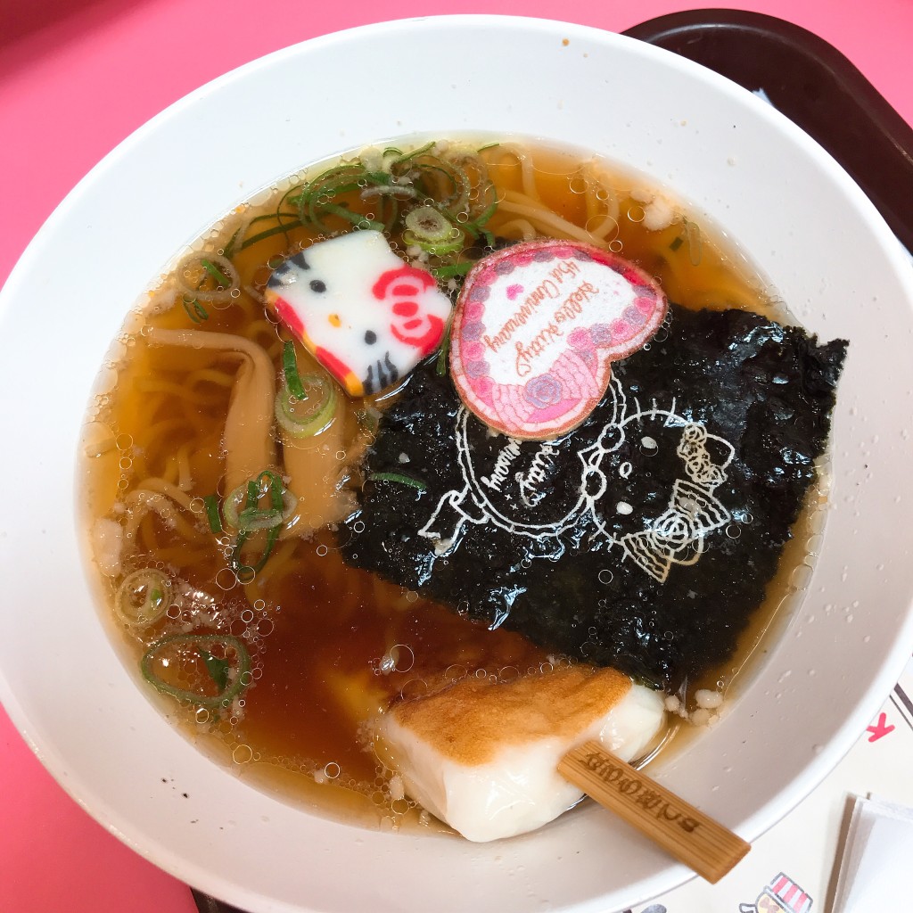 ユーザーが投稿したラーメンの写真 - 実際訪問したユーザーが直接撮影して投稿した落合フードコートキャラクターフードコートの写真