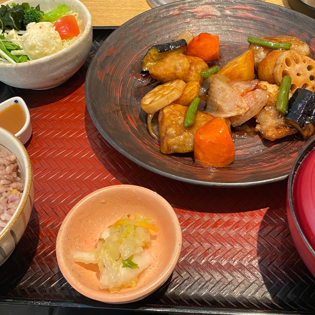ユーザーが投稿したすけそう鱈と野菜の黒酢あん定食の写真 - 実際訪問したユーザーが直接撮影して投稿した中野定食屋大戸屋ごはん処 中野北口店の写真