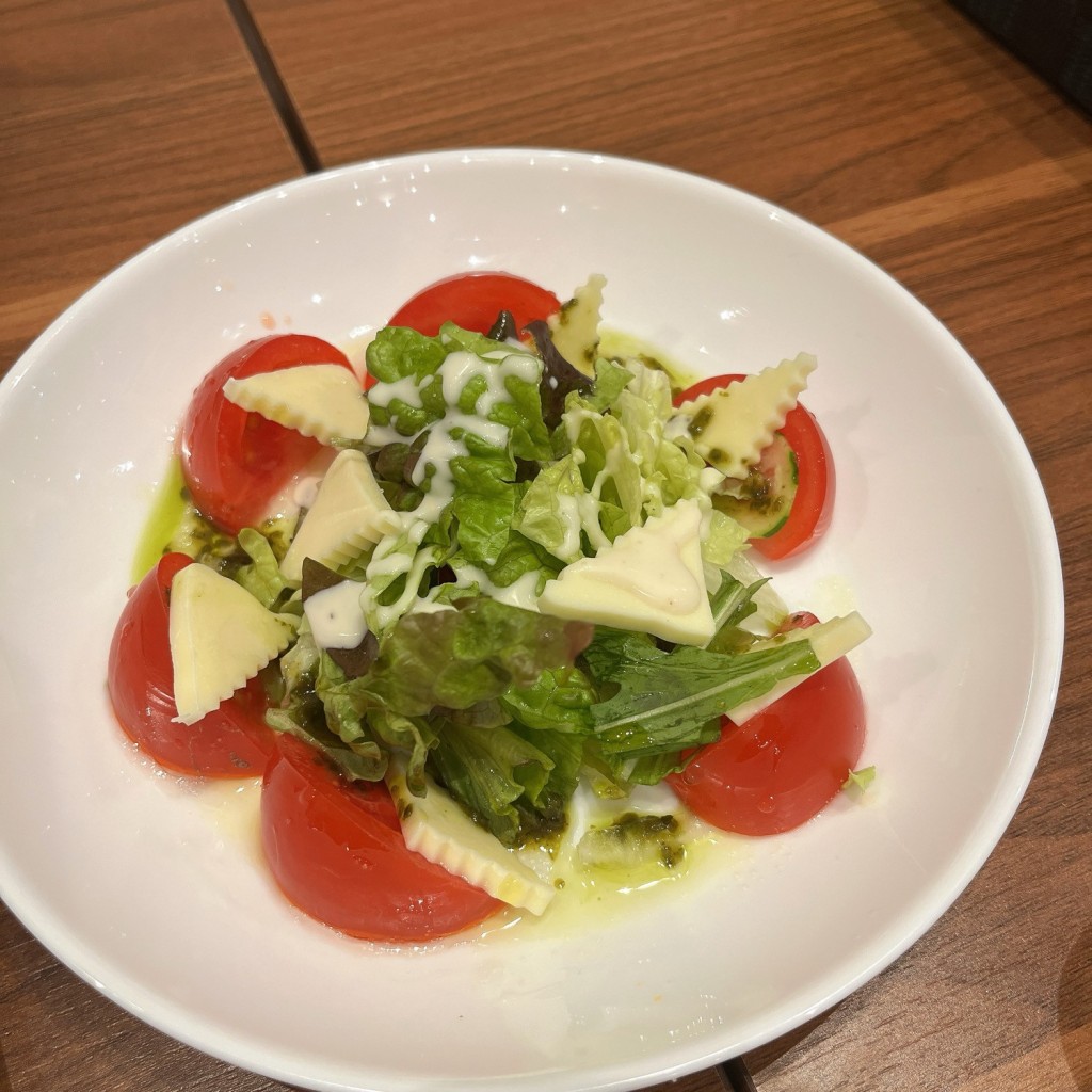 ユーザーが投稿したトマトのカプレーゼの写真 - 実際訪問したユーザーが直接撮影して投稿した徹明通洋食KITCHEN FUKUI 2ndの写真