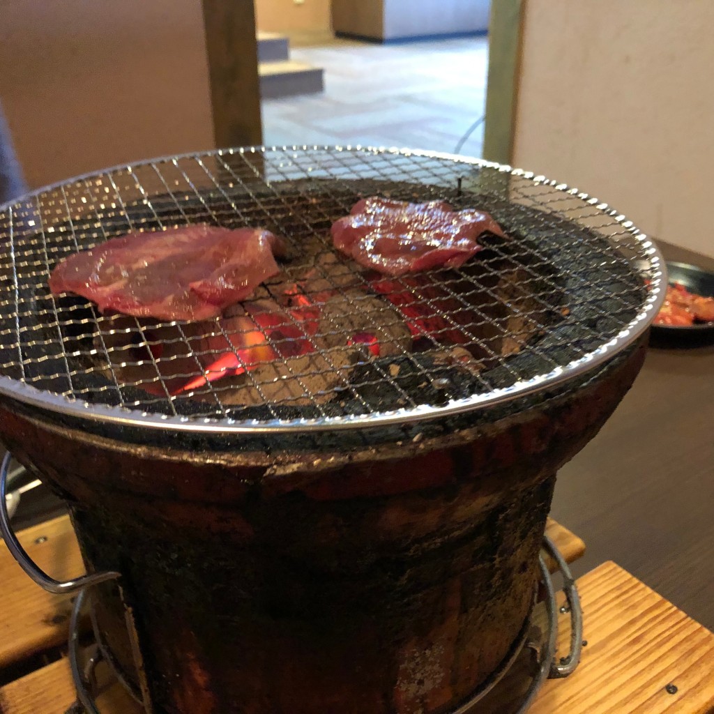 ユーザーが投稿したタンとカルビの写真 - 実際訪問したユーザーが直接撮影して投稿した駅南肉料理炭鮮香の写真