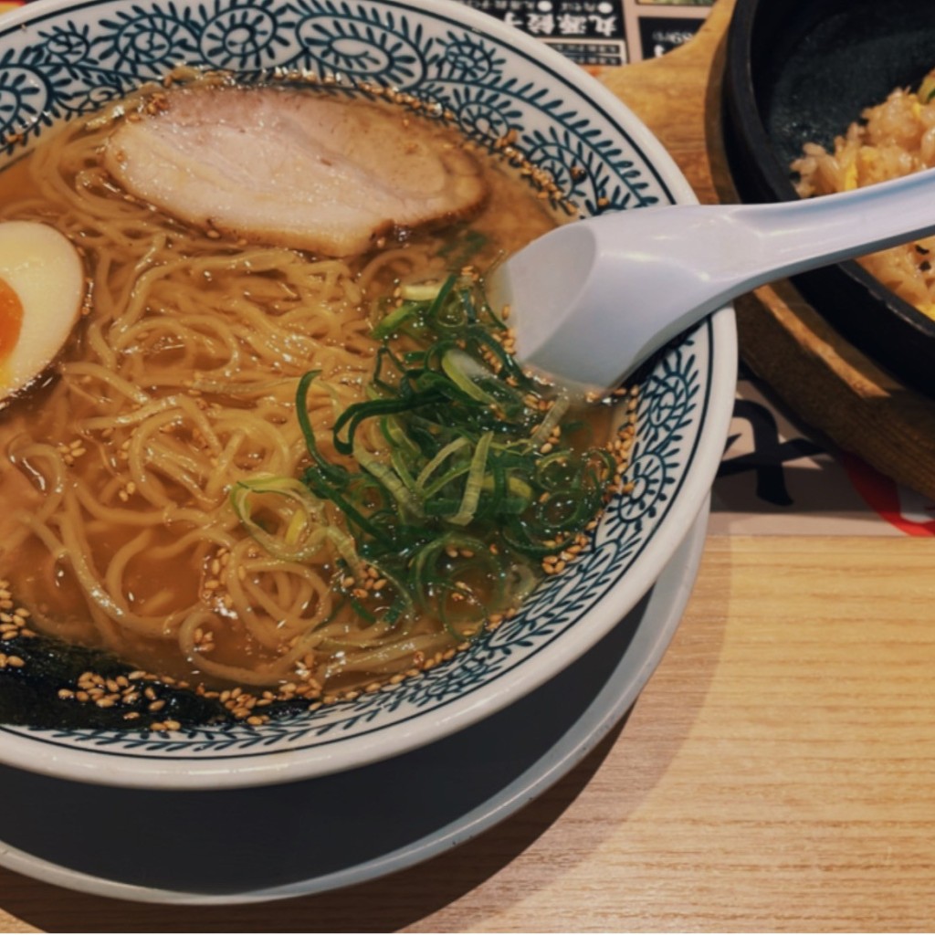 AOCHA-Nさんが投稿した拾六町ラーメン専門店のお店丸源ラーメン 福岡福重店/マルゲンラーメンフクオカフクシゲテンの写真