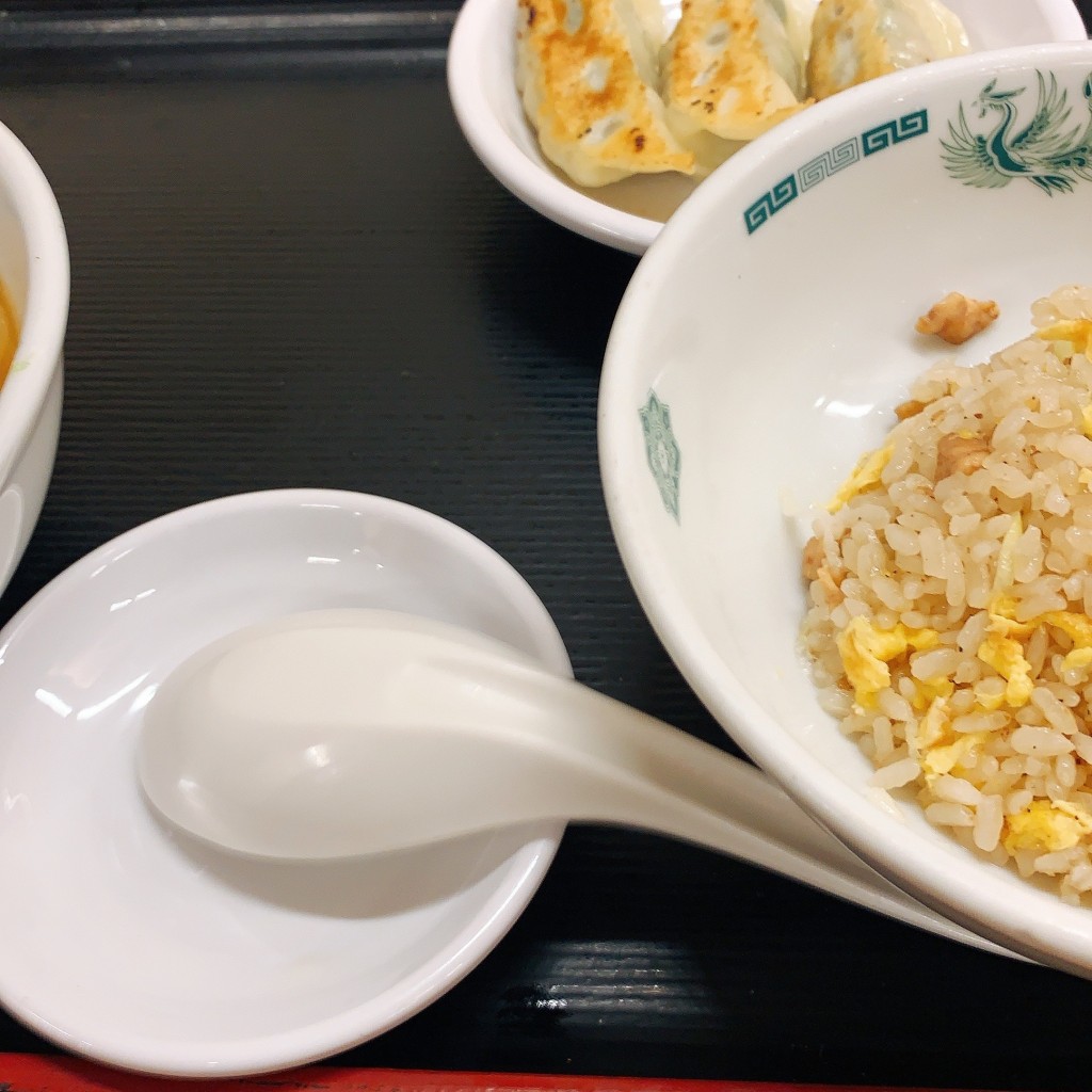 ユーザーが投稿した半麺+半チ+3餃の写真 - 実際訪問したユーザーが直接撮影して投稿した桜木町中華料理日高屋 大宮DOM店の写真