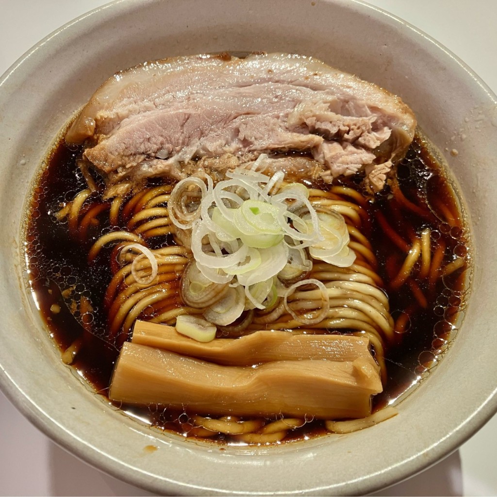 yuchan64さんが投稿した恵比寿西ラーメン / つけ麺のお店人類みな麺類 東京本店/ジンルイミナメンルイ トウキョウホンテンの写真