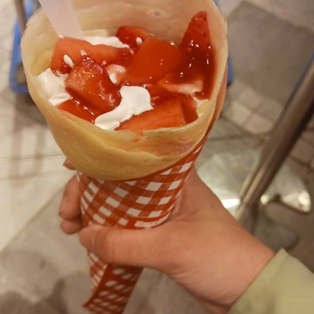 ユーザーが投稿したいちごクリームの写真 - 実際訪問したユーザーが直接撮影して投稿した神南スイーツマリオンクレープ 渋谷モディ店の写真