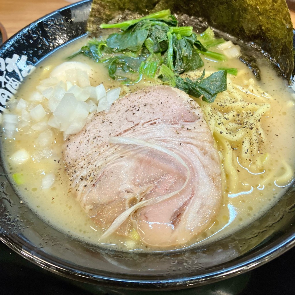 ユーザーが投稿した醤油豚骨ラーメンの写真 - 実際訪問したユーザーが直接撮影して投稿した渋谷ラーメン専門店町田商店 宮益坂店の写真