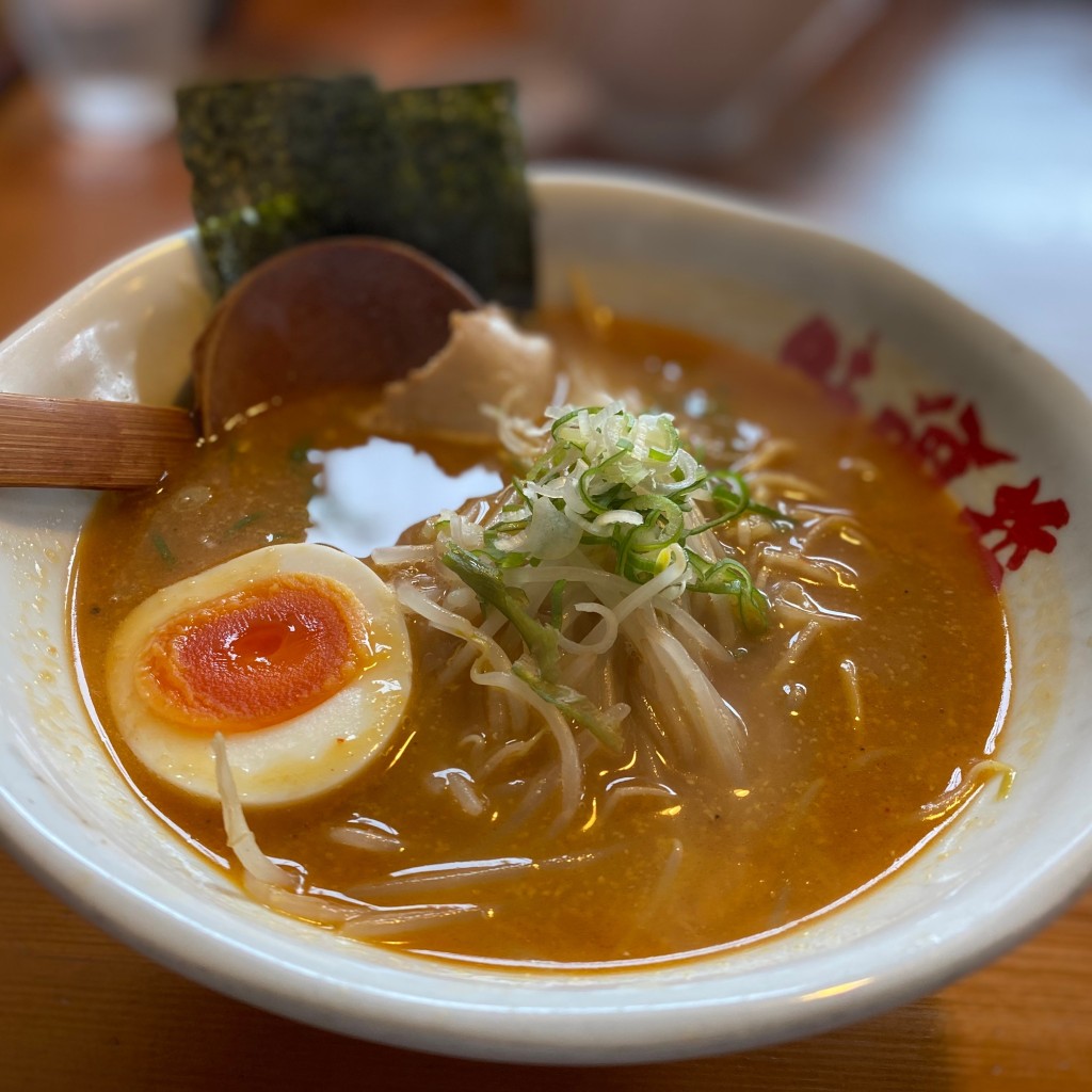 ユーザーが投稿した味噌ラーメンの写真 - 実際訪問したユーザーが直接撮影して投稿した中央ラーメン / つけ麺らー麺 味噌哲の写真