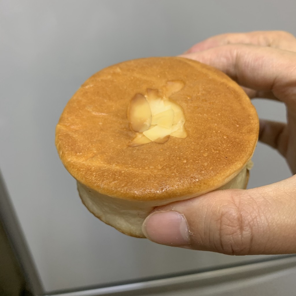 ユーザーが投稿したチーズクリームの写真 - 実際訪問したユーザーが直接撮影して投稿した巣鴨和菓子キムラスタンド 巣鴨駅店の写真
