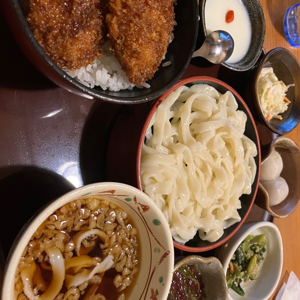 ユーザーが投稿したミニソースヒレカツ丼うどんの写真 - 実際訪問したユーザーが直接撮影して投稿した行幸田居酒屋一銚 渋川店の写真