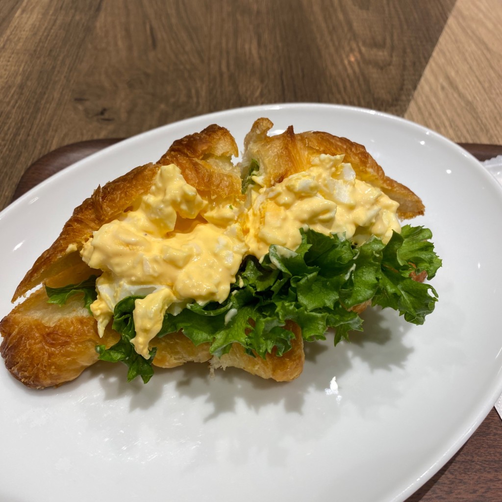 ユーザーが投稿したたまごサラダの写真 - 実際訪問したユーザーが直接撮影して投稿した下臼井ベーカリー三日月屋 CAFE 福岡空港店の写真