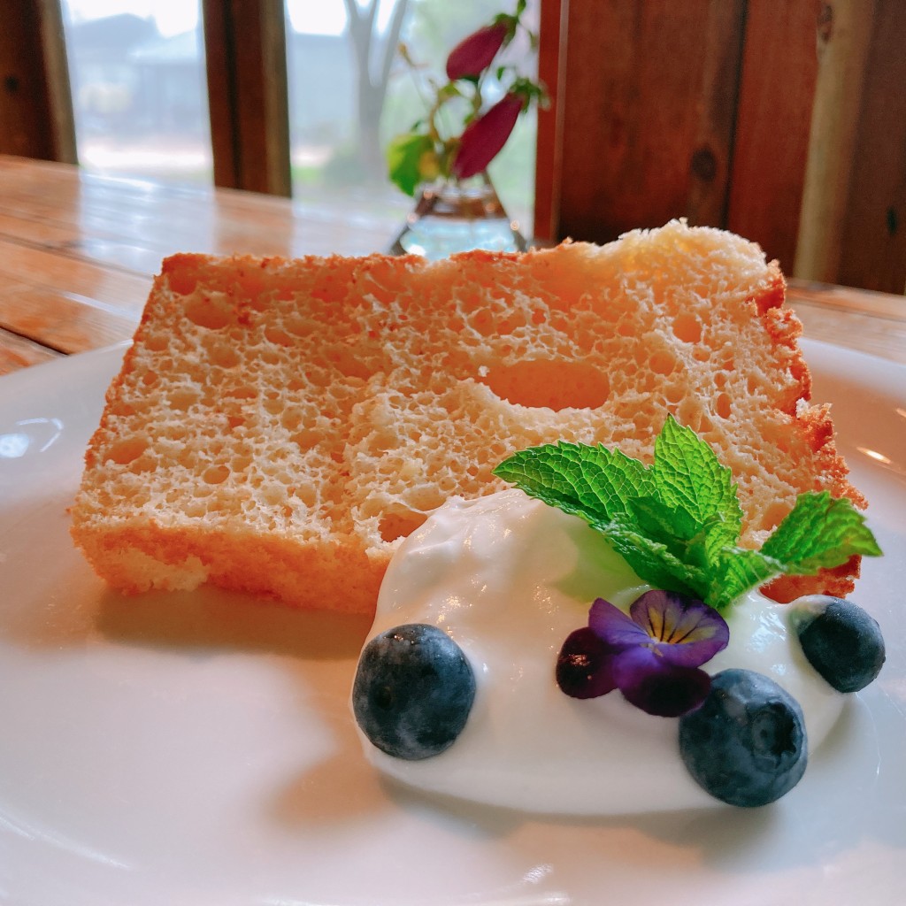 ユーザーが投稿したシフォンケーキの写真 - 実際訪問したユーザーが直接撮影して投稿した山田町下谷上チーズ料理チーズ ハウス ヤルゴイの写真