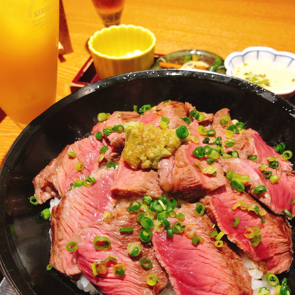 ユーザーが投稿したDステーキ丼定食の写真 - 実際訪問したユーザーが直接撮影して投稿した西新宿定食屋寅福 ルミネ新宿店の写真