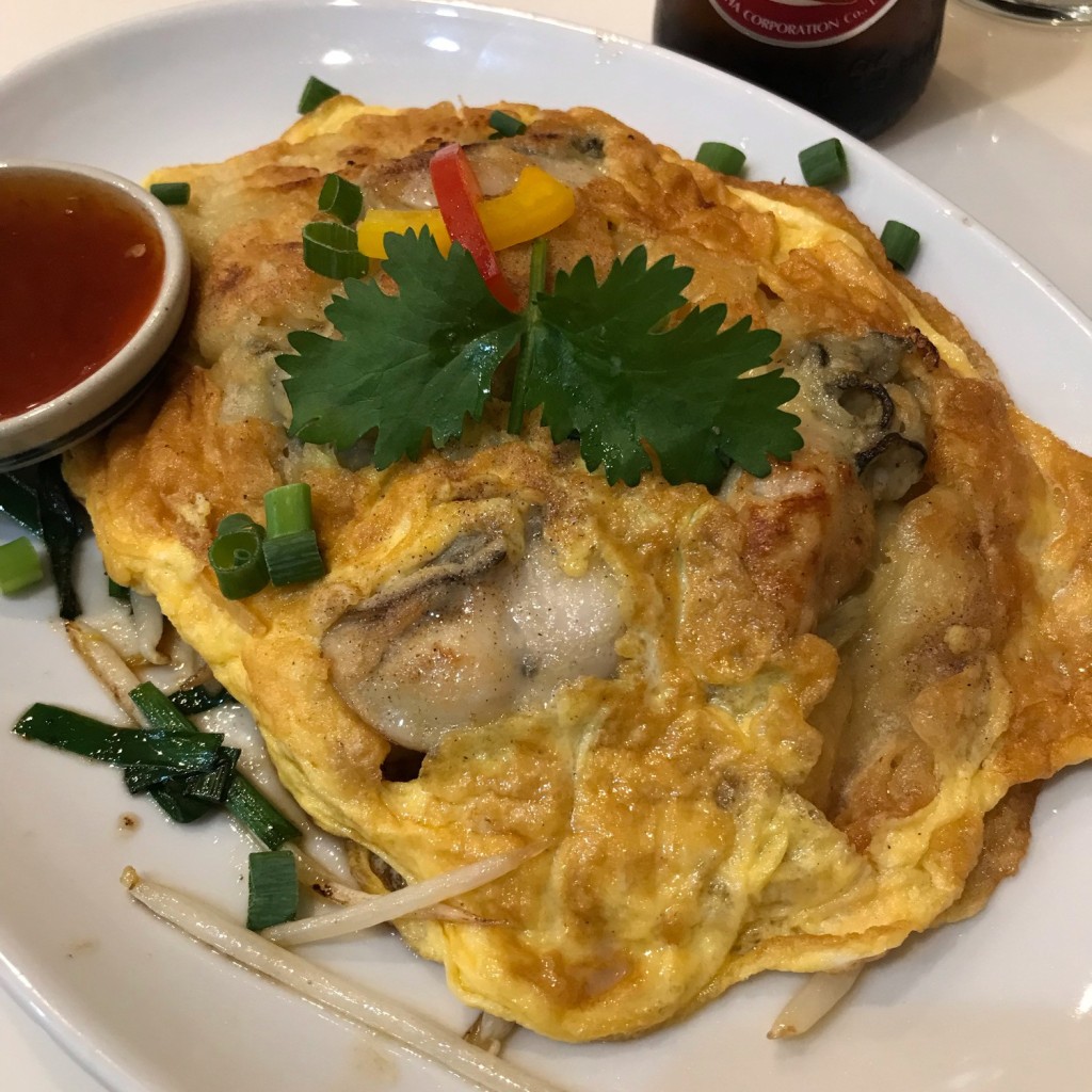 ユーザーが投稿した牡蠣のオムレツの写真 - 実際訪問したユーザーが直接撮影して投稿した綾瀬タイ料理タイレストランの写真