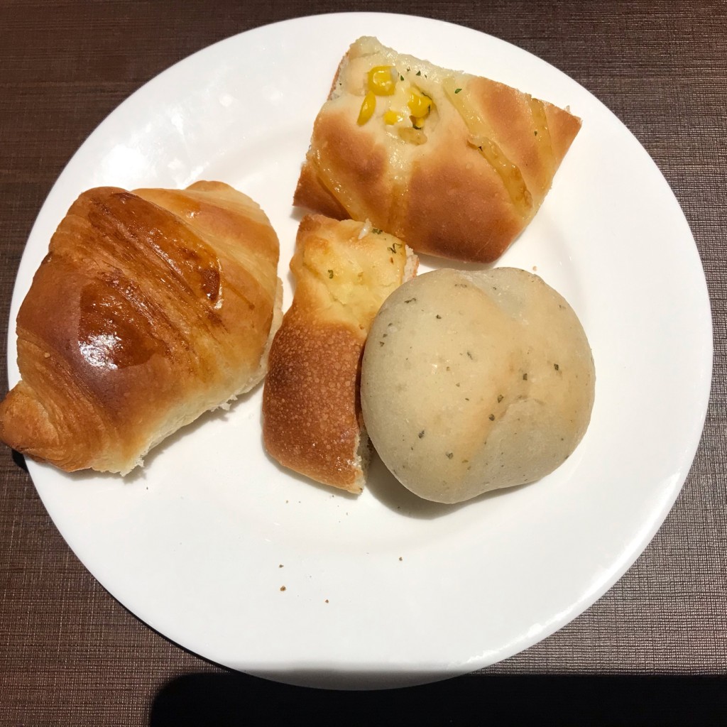 ユーザーが投稿したランチパン食べ放題の写真 - 実際訪問したユーザーが直接撮影して投稿した茶山台パスタ鎌倉パスタ 泉北パンジョ店の写真