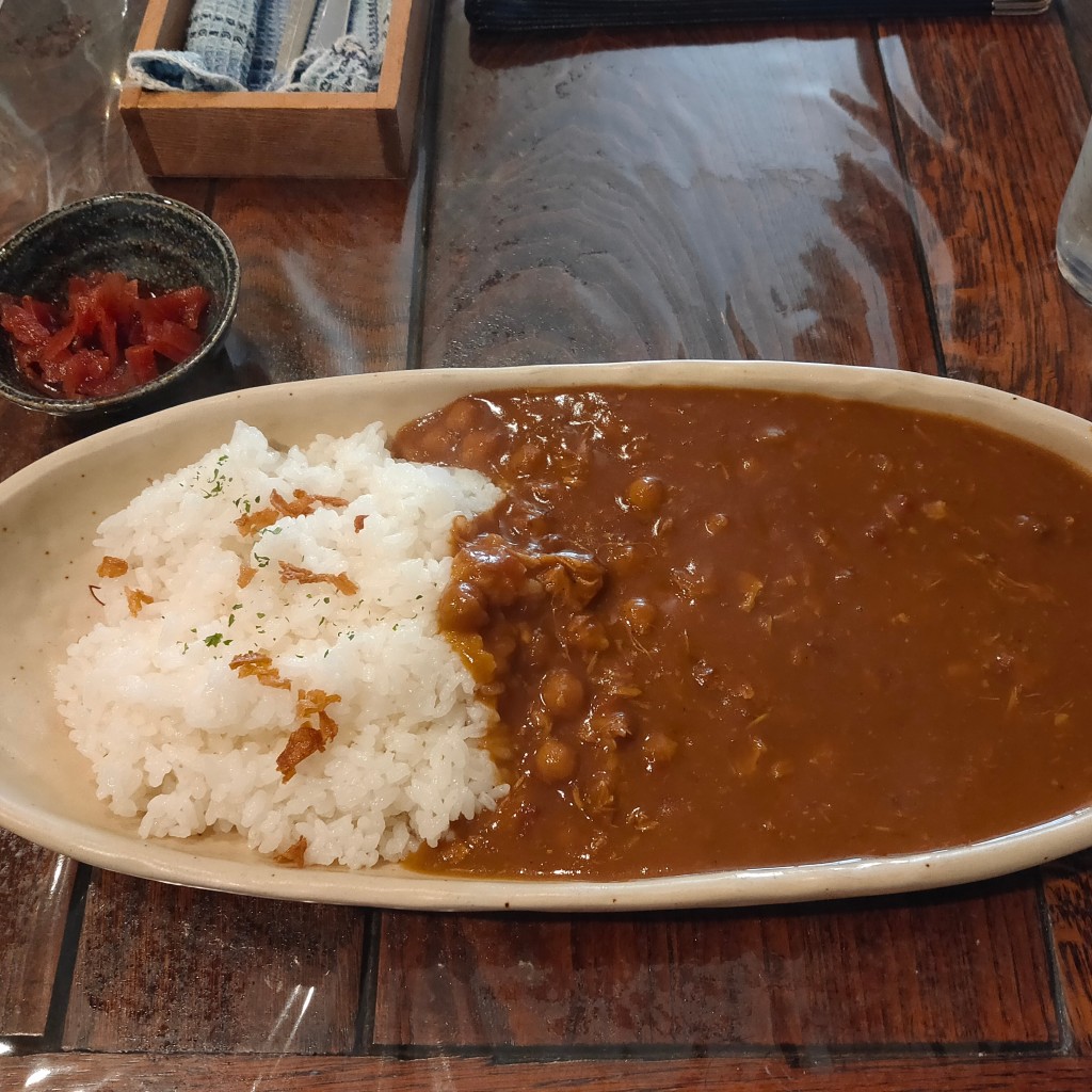 ユーザーが投稿したひよこ豆カレーの写真 - 実際訪問したユーザーが直接撮影して投稿した中央町喫茶店ひよこ豆の写真