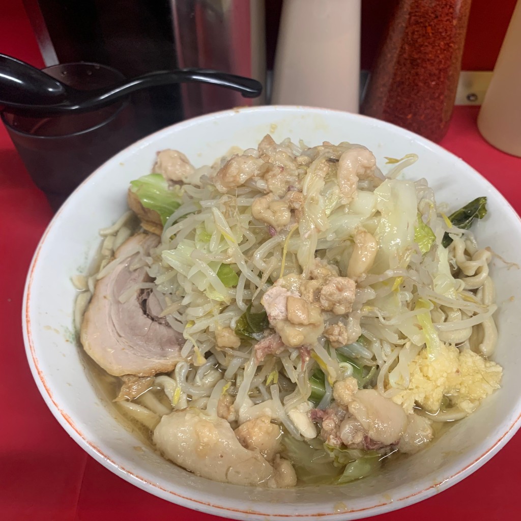 ねこぐりらさんが投稿した本町ラーメン / つけ麺のお店ラーメン二郎 湘南藤沢店/ラーメンジロウ ショウナンフジサワテンの写真