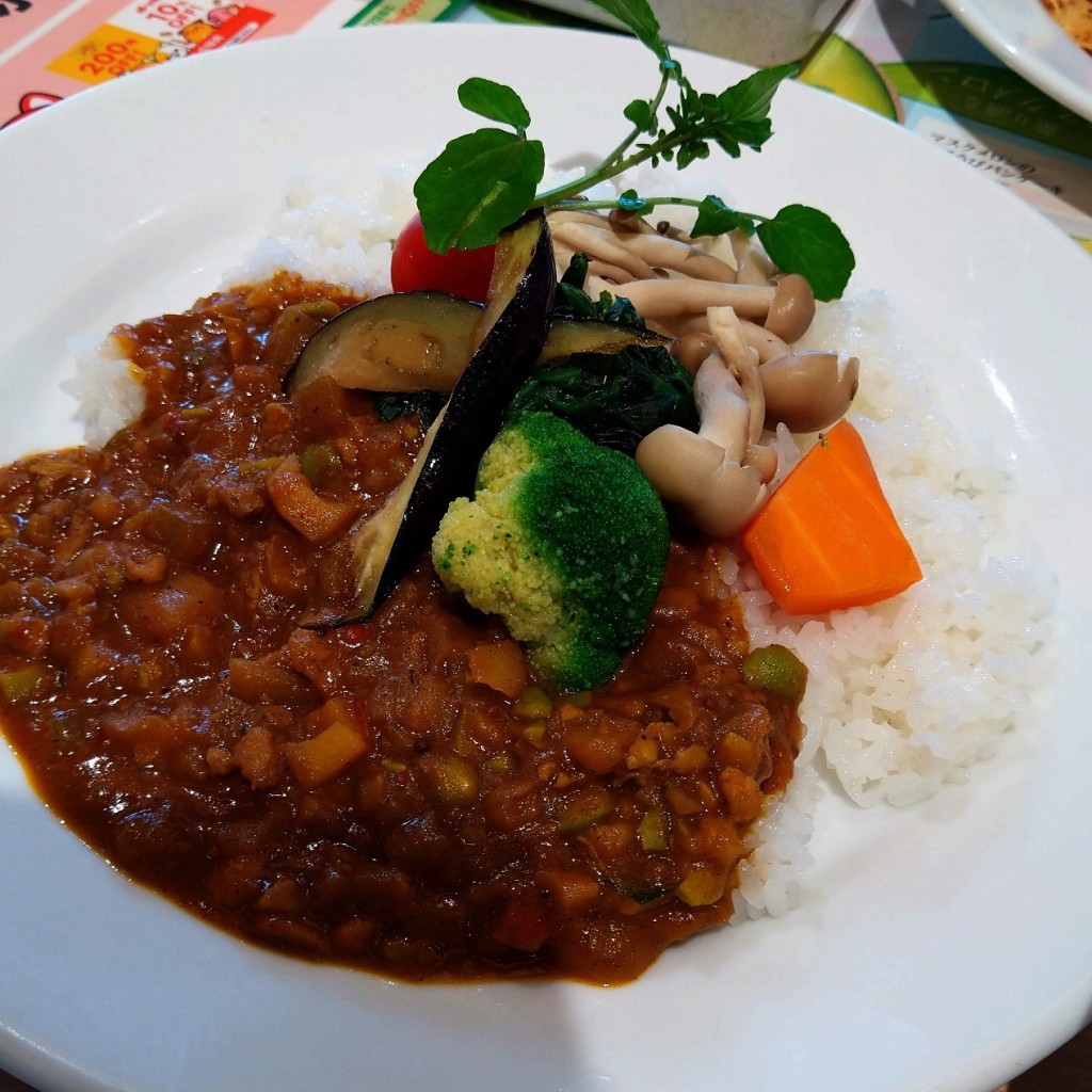 ユーザーが投稿した野菜チキンのキーマカレーの写真 - 実際訪問したユーザーが直接撮影して投稿した西新宿ファミリーレストランデニーズ 蓮田店の写真