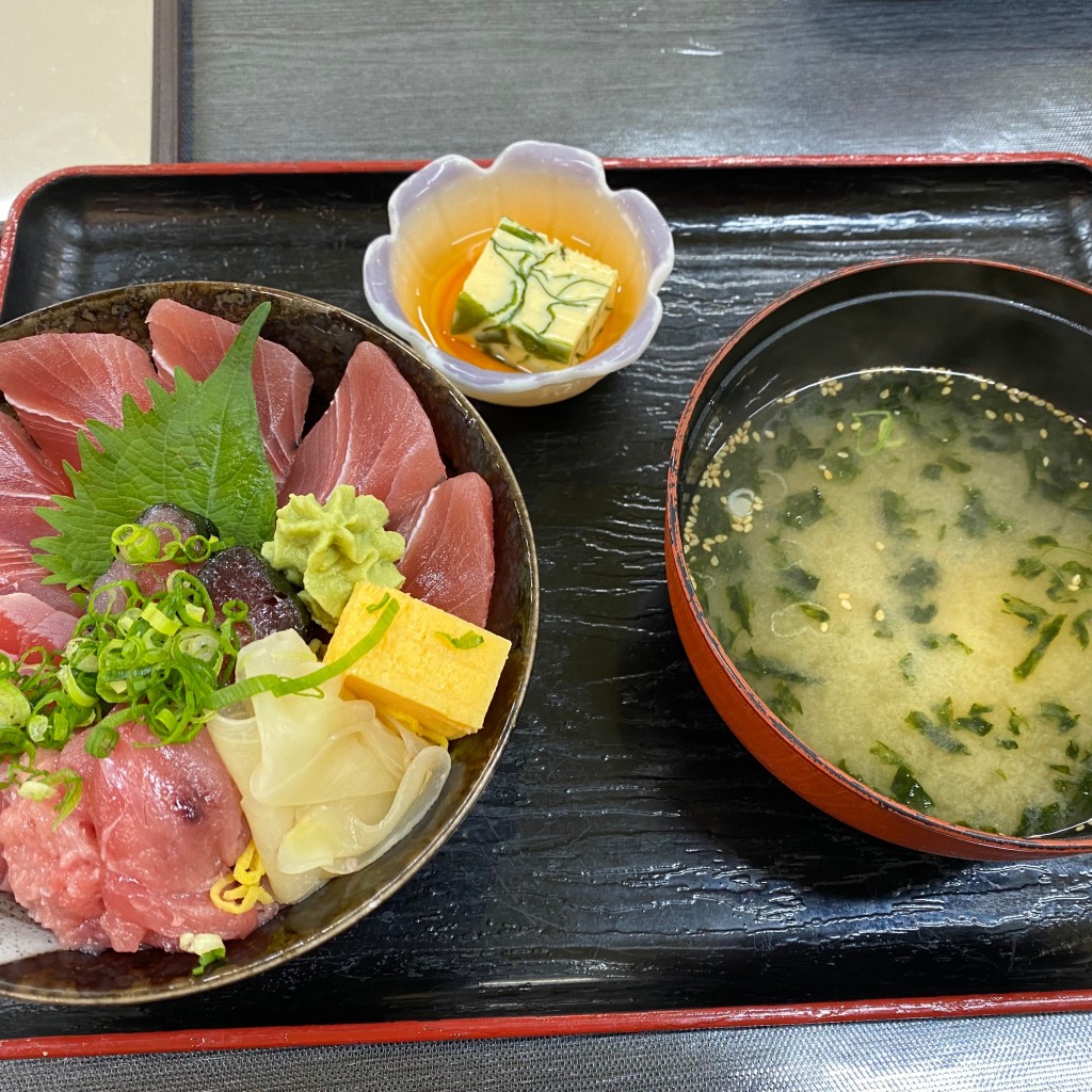 ユーザーが投稿したづくし丼の写真 - 実際訪問したユーザーが直接撮影して投稿した大串町魚介 / 海鮮料理市場亭の写真