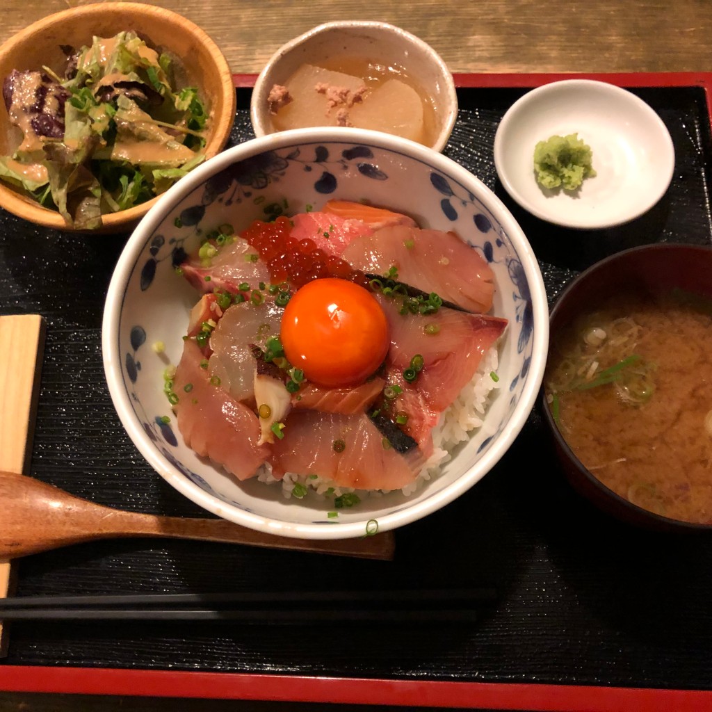 名古屋の美味しいものたちさんが投稿した名駅魚介 / 海鮮料理のお店めしの助/メシノスケの写真