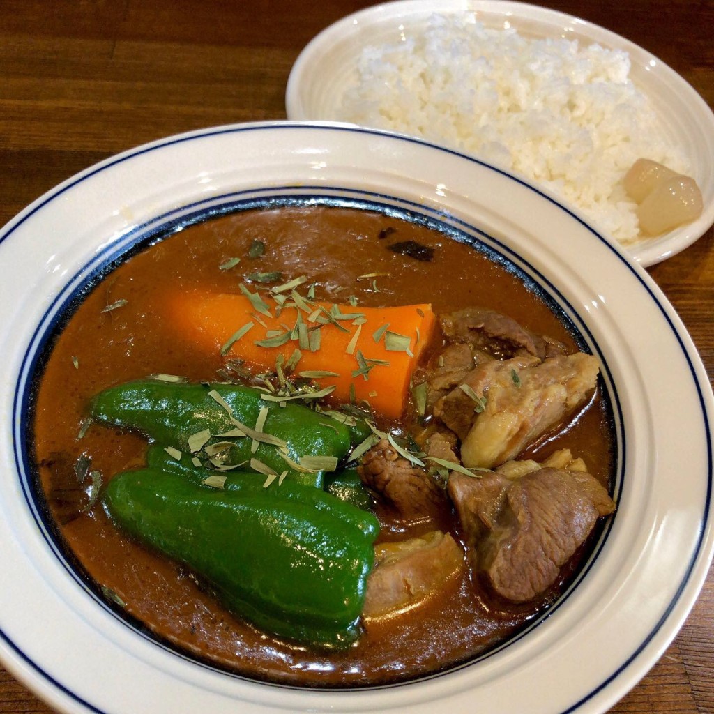咖喱と麺と酒のアテat札幌Aoさんが投稿した中の島一条スープカレーのお店アジャンタインドカリ店中の島の写真