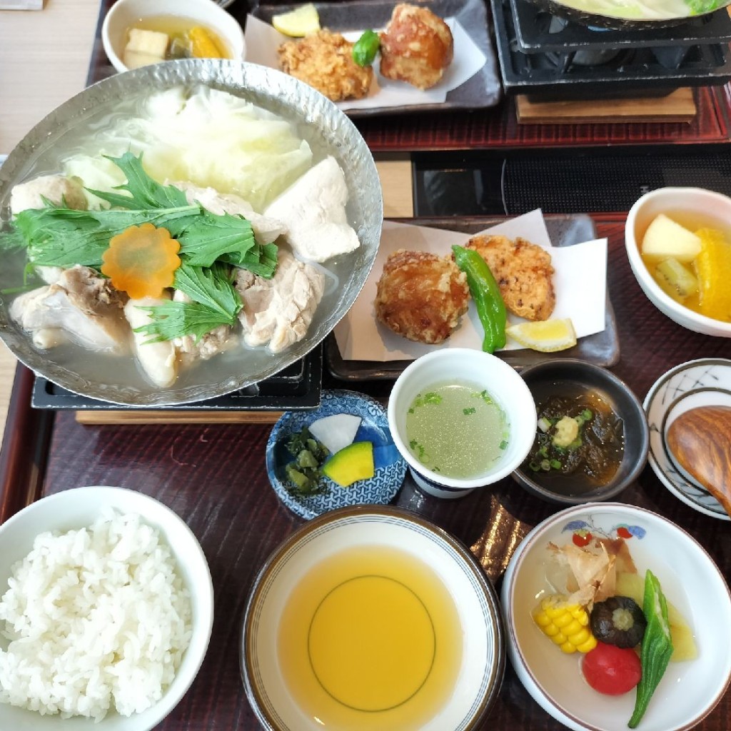 mmkuさんが投稿した博多駅中央街水炊きのお店博多水炊き 濱田屋 くうてん/ハカタミズタキ ハマダヤ クウテンの写真