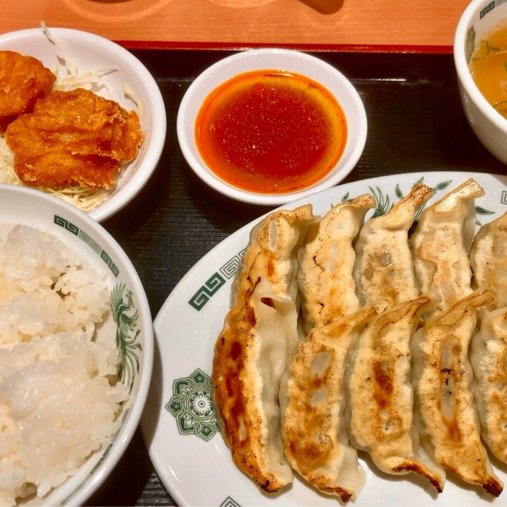 ユーザーが投稿したW餃子定食の写真 - 実際訪問したユーザーが直接撮影して投稿した栄町中華料理日高屋 久米川南口店の写真