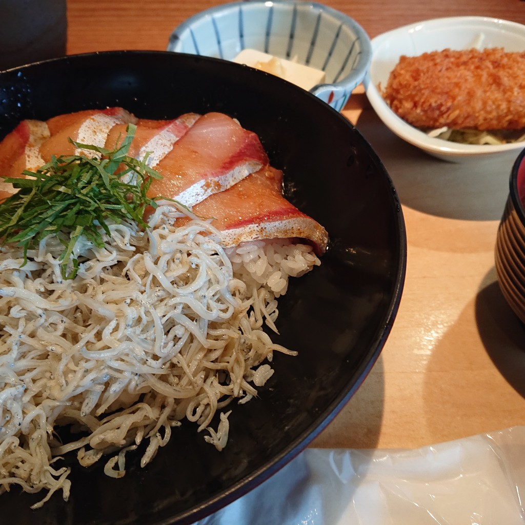 aru-pakaさんが投稿した神田鍛冶町魚介 / 海鮮料理のお店魚金 神田/カンダウオキンの写真