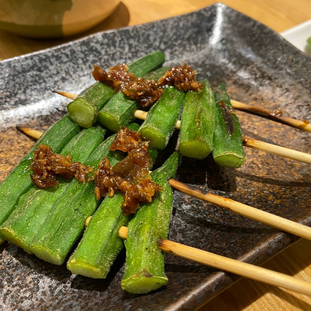 ユーザーが投稿したオクラの串焼きの写真 - 実際訪問したユーザーが直接撮影して投稿した澄川三条串焼き串鳥 澄川店の写真