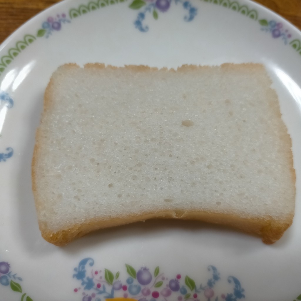 ユーザーが投稿した長食パン  (2枚入り)の写真 - 実際訪問したユーザーが直接撮影して投稿した戸越デザート / ベーカリーグルテンフリー田んぼのパン工房米魂 戸越銀座本店の写真