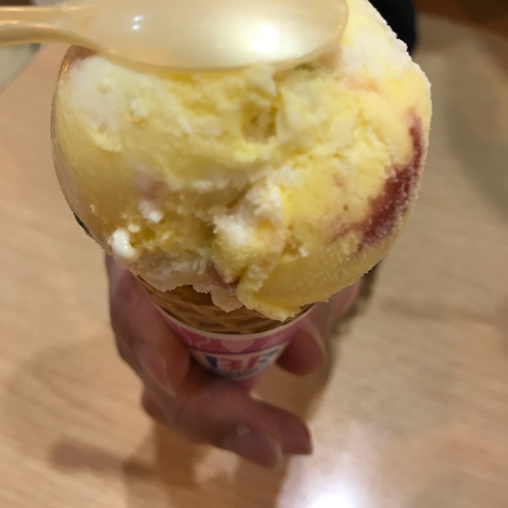 ユーザーが投稿したウィンターショートケーキの写真 - 実際訪問したユーザーが直接撮影して投稿した塚口本町アイスクリームサーティワンアイスクリーム つかしん店の写真