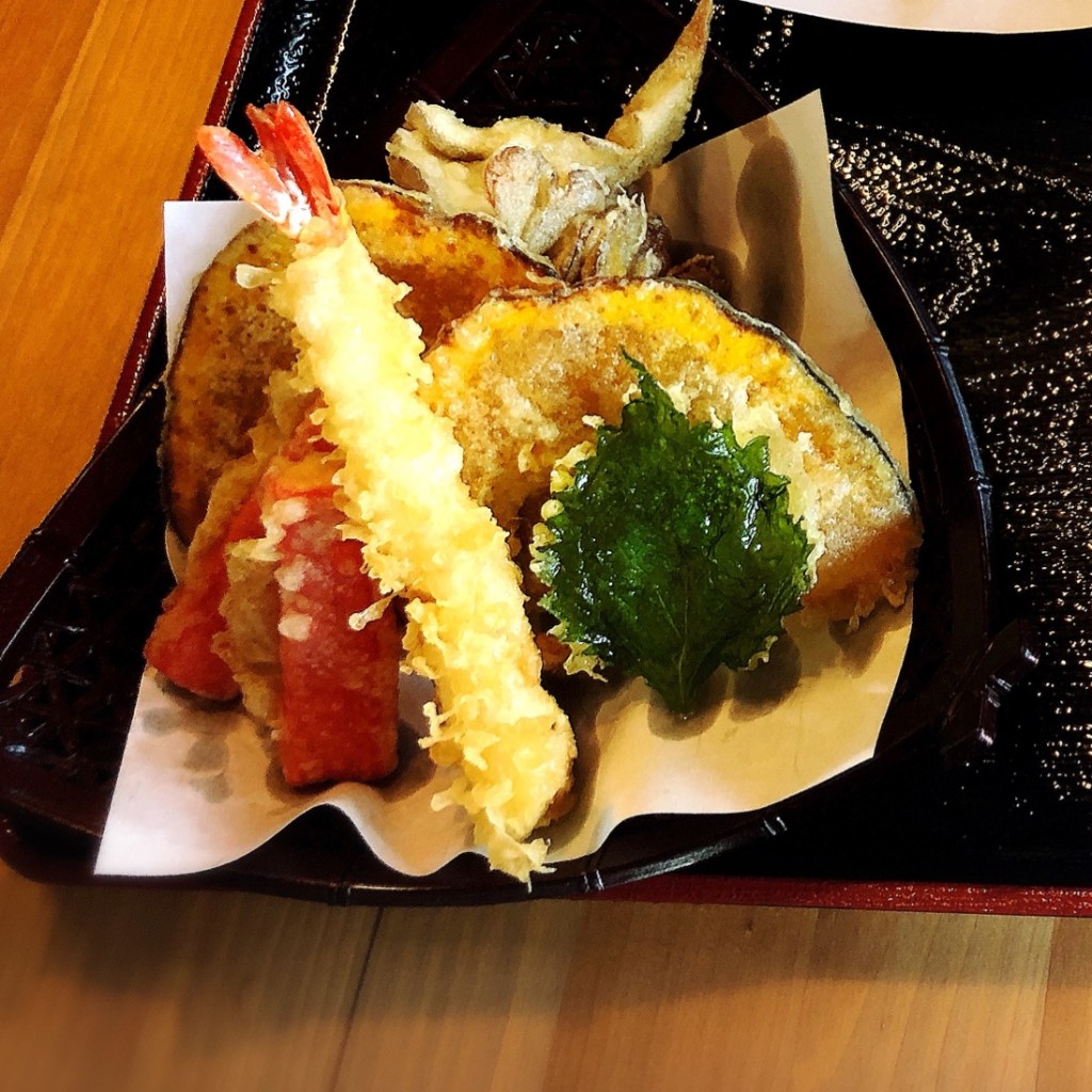 ユーザーが投稿した天ぷら盛の写真 - 実際訪問したユーザーが直接撮影して投稿した長谷堂そば蕎麦処ふるさわの写真