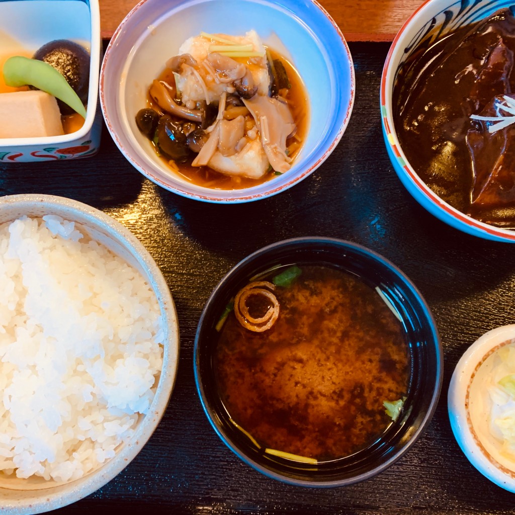 ユーザーが投稿したランチ(サバの味噌煮と豆腐の揚げ出しキノコあんかけ)の写真 - 実際訪問したユーザーが直接撮影して投稿した三の丸居酒屋かのうの写真