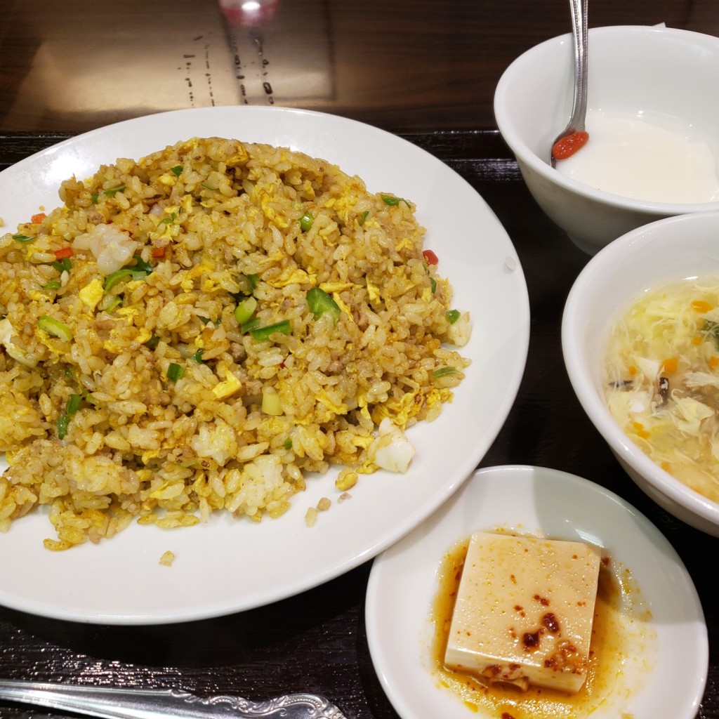 ユーザーが投稿したマレーシア炒飯の写真 - 実際訪問したユーザーが直接撮影して投稿した神宮前中華料理香港ロジ 原宿店の写真