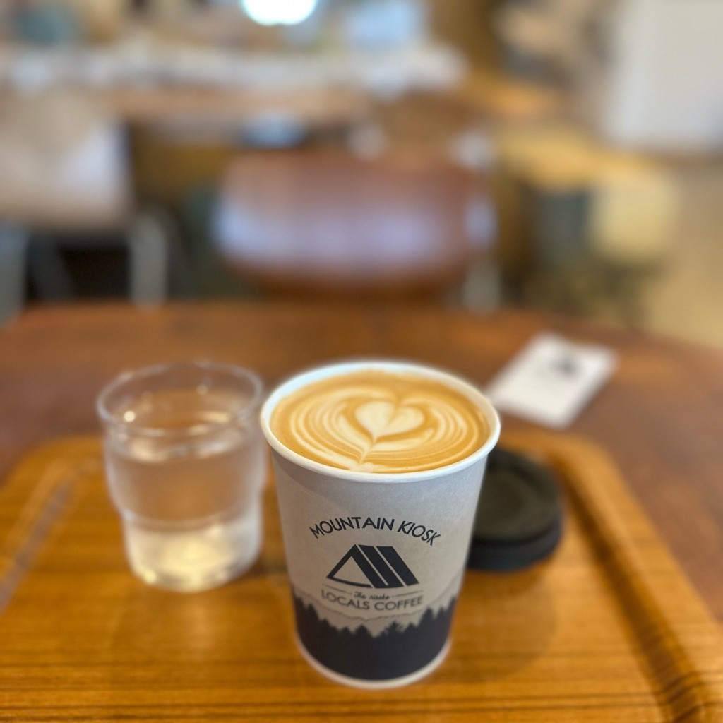 ユーザーが投稿したHazel nut Latteの写真 - 実際訪問したユーザーが直接撮影して投稿した北四条東カフェマウンテン キオスク コーヒーの写真