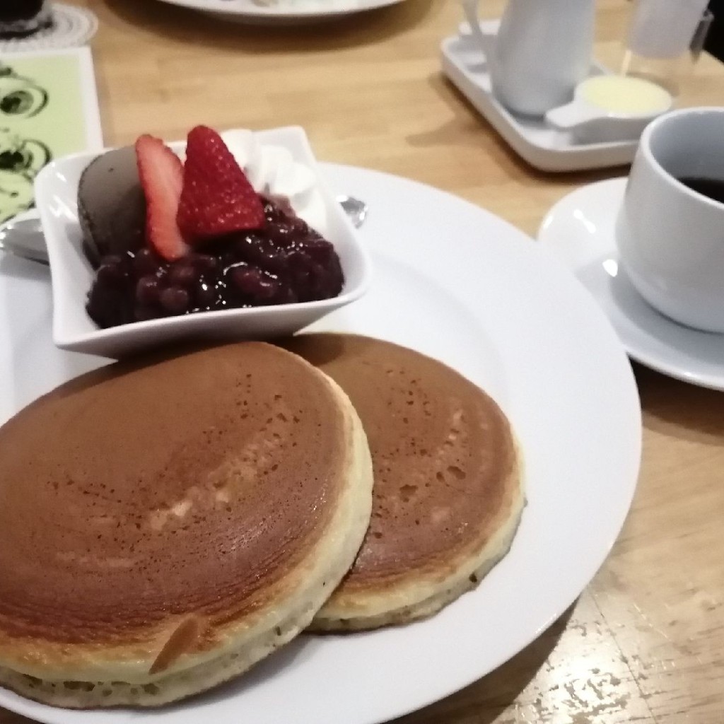 ユーザーが投稿したあずきホットケーキの写真 - 実際訪問したユーザーが直接撮影して投稿した赤坂パンケーキホットケーキパーラー フルフル 赤坂店の写真