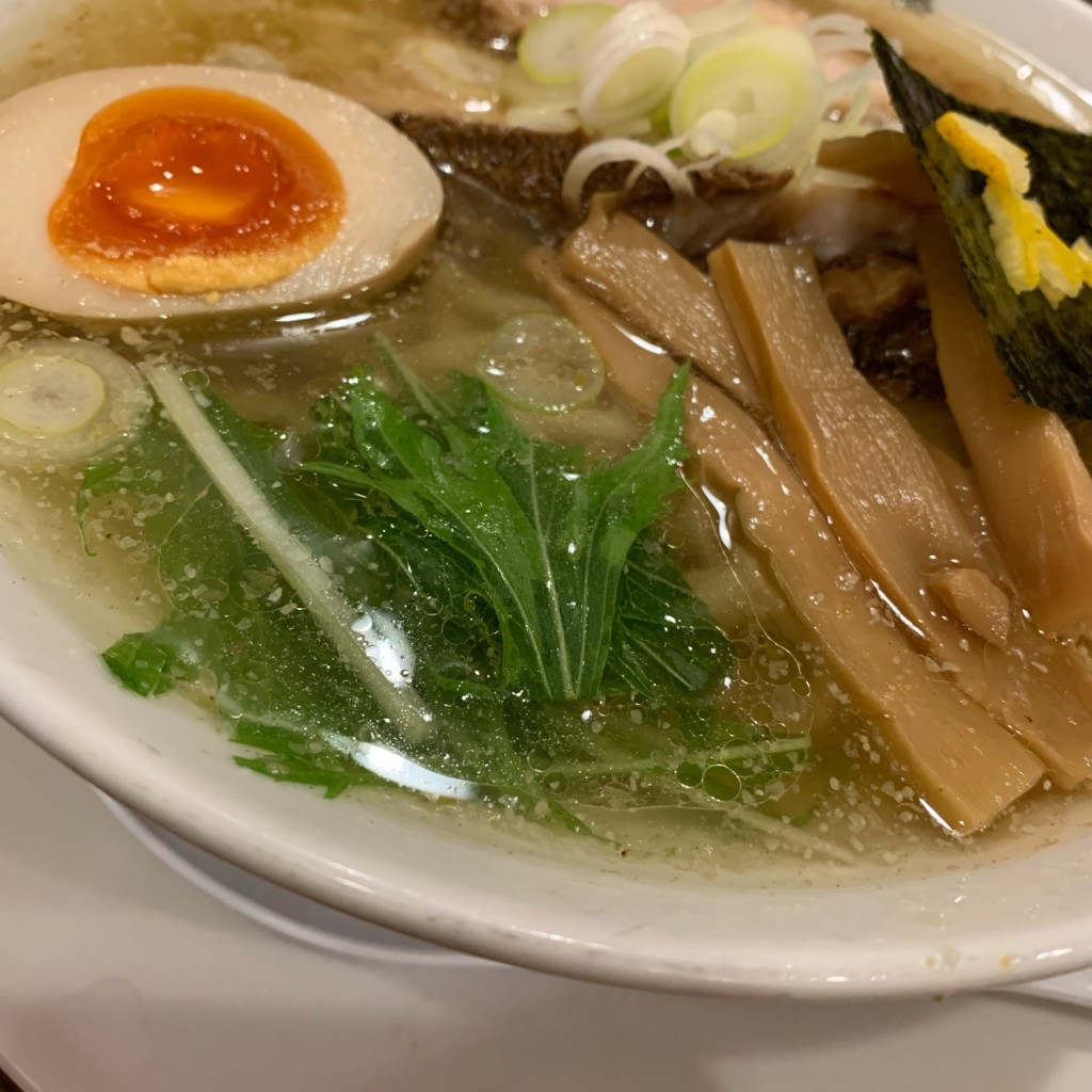 ユーザーが投稿した手打ちゆず塩ラーメンの写真 - 実際訪問したユーザーが直接撮影して投稿した犬伏新町ラーメン専門店手打ち中華蕎麦 麺屋 工藤の写真