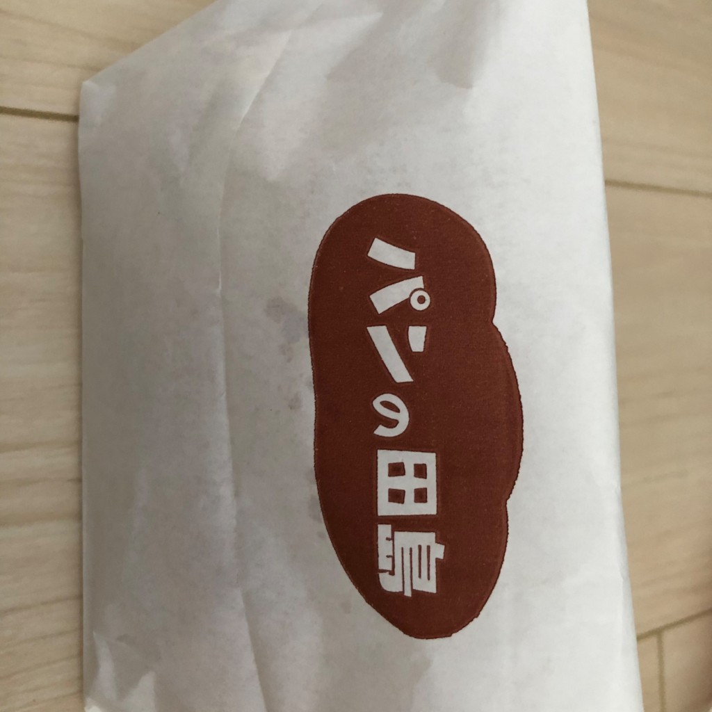 ユーザーが投稿した揚げコッペ黒糖キナコの写真 - 実際訪問したユーザーが直接撮影して投稿した浅草ベーカリーパンの田島 浅草ROX店の写真