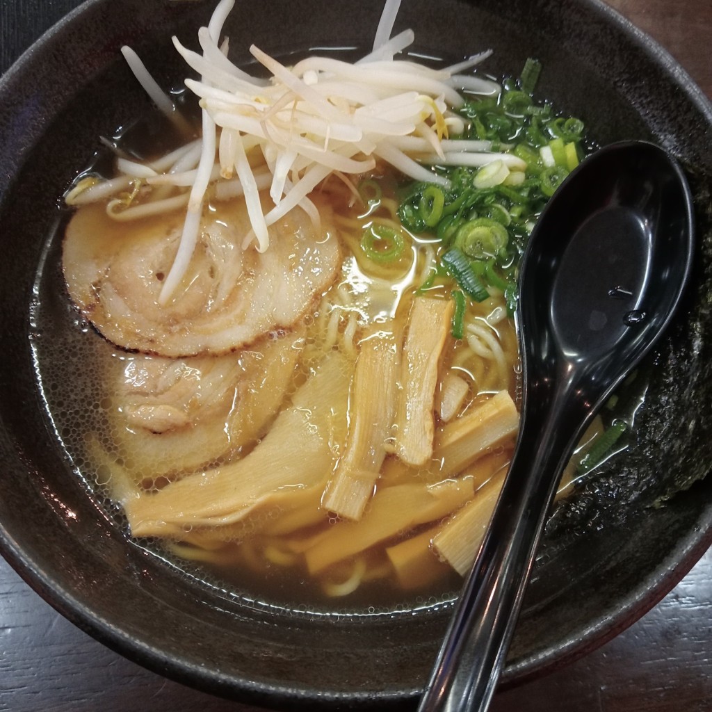 ユーザーが投稿した醤油ラーメンの写真 - 実際訪問したユーザーが直接撮影して投稿した綾歌町栗熊西ラーメン / つけ麺らーめんパイタンの写真