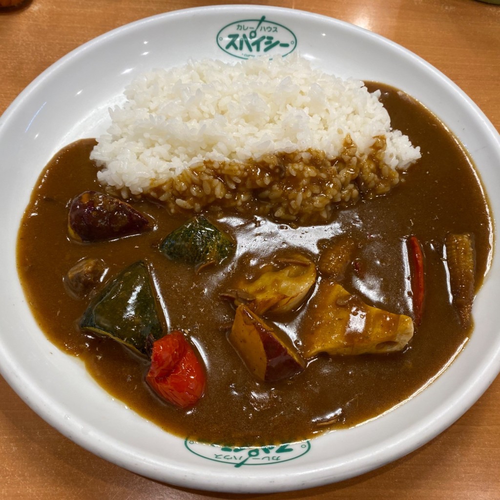 ユーザーが投稿したごろごろ野菜カレの写真 - 実際訪問したユーザーが直接撮影して投稿した聖護院山王町カレースパイシー 熊野神社店の写真