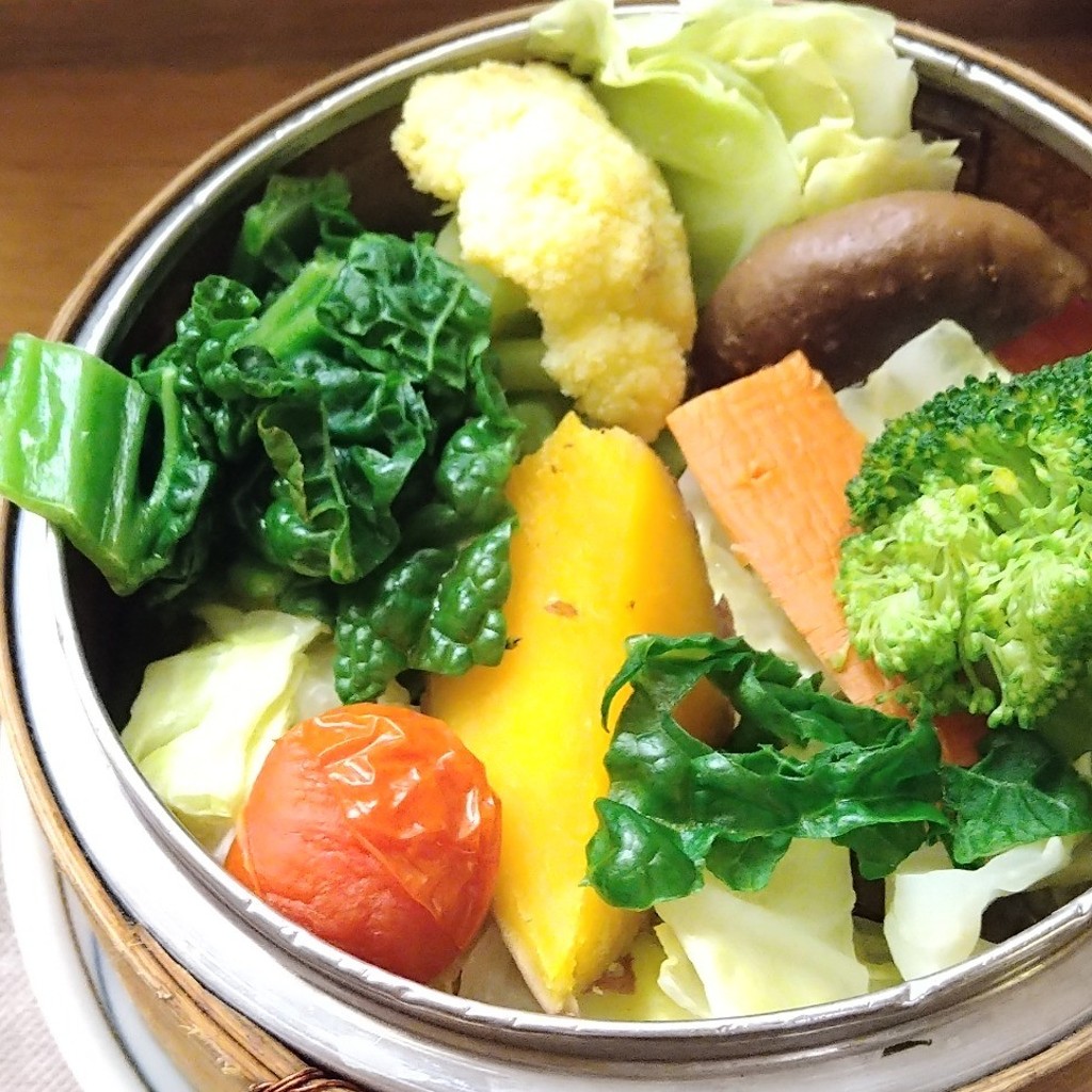ユーザーが投稿した彩り蒸し野菜の写真 - 実際訪問したユーザーが直接撮影して投稿した天神定食屋うみの食堂の写真