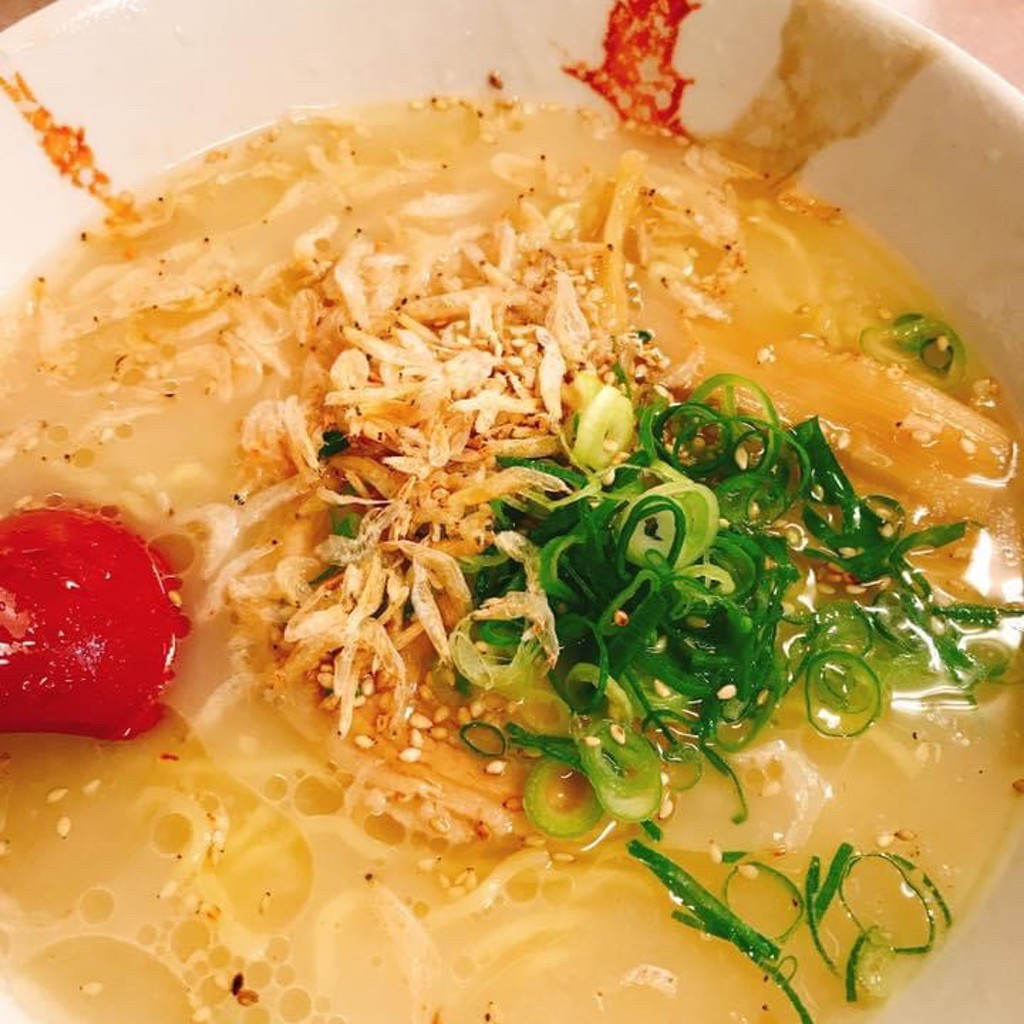 ユーザーが投稿した海老ラーメンの写真 - 実際訪問したユーザーが直接撮影して投稿した西日野町ラーメン / つけ麺白熊ラーメン 四日市店の写真