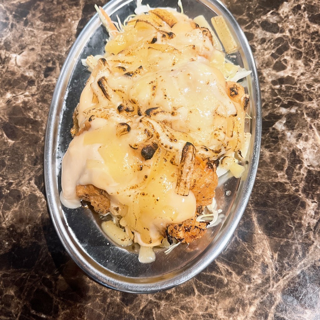 ユーザーが投稿したエビマヨ炙りチーズの写真 - 実際訪問したユーザーが直接撮影して投稿した中洲餃子餃子スーパー酒場 博多中洲店の写真