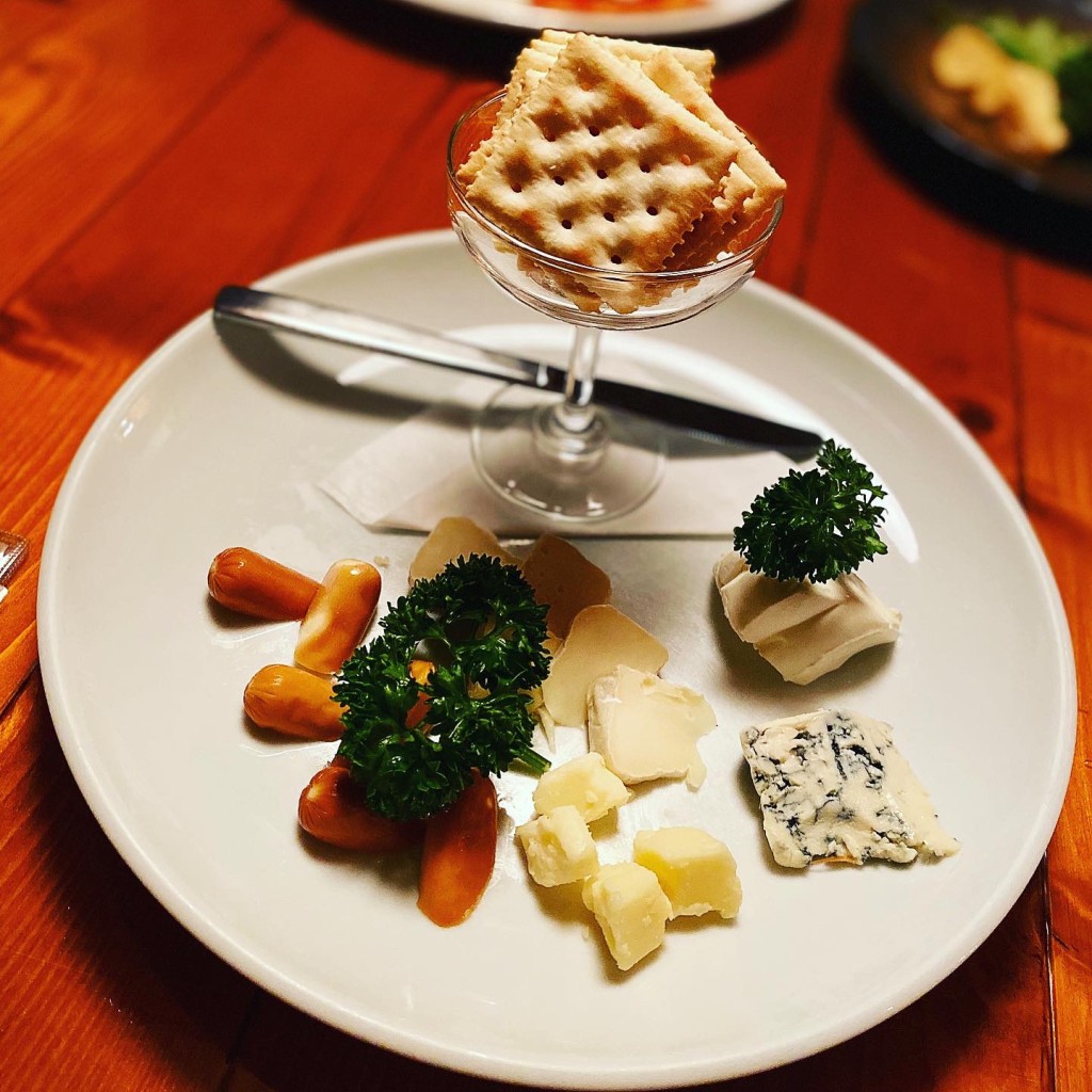 ユーザーが投稿したチーズ盛り合わせの写真 - 実際訪問したユーザーが直接撮影して投稿した町保ダイニングバー食楽飲・旨の写真