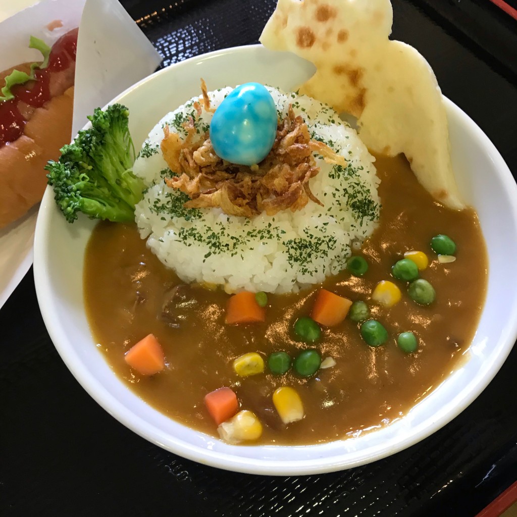 ユーザーが投稿した恐竜カレーの写真 - 実際訪問したユーザーが直接撮影して投稿した猪篠ステーキベルクの写真